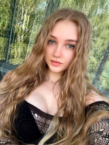 Виолетта 20 лет фото 3